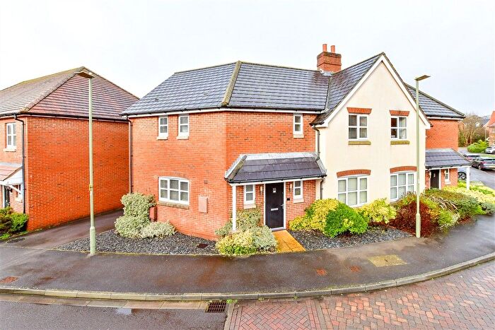 3 Bedroom Semi Detached House For Sale In Skylark Avenue, Emsworth, Hampshire, PO10