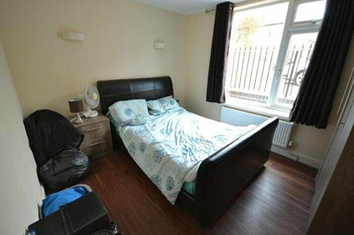 1 Bedroom Flat To Rent In Westbury Road, Leicester, LE2