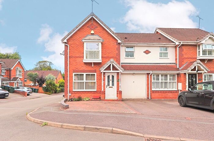 3 Bedroom Property For Sale In Hornbeam Drive, Tile Hill, Coventry, CV4