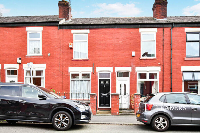 2 Bedroom House To Rent In Lowfield Road, SK3