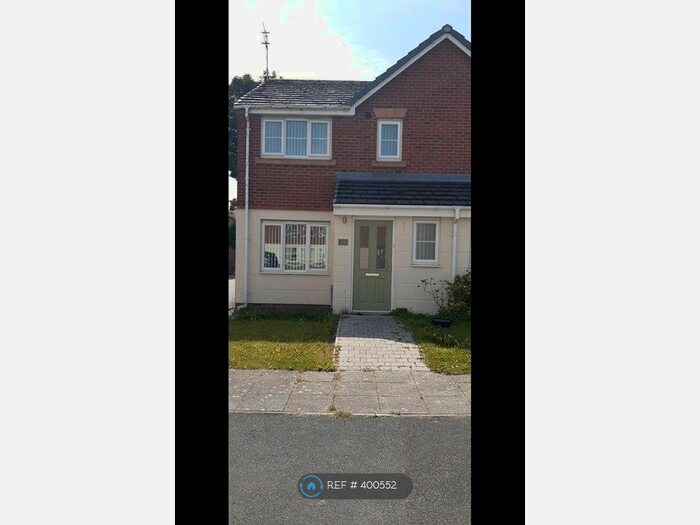 3 Bedroom End Of Terrace House To Rent In Laburnum Road, Wallasey, CH45