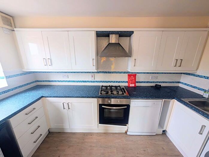 2 Bedroom Flat To Rent In Childes Court, Henry Street, Nuneaton, CV11
