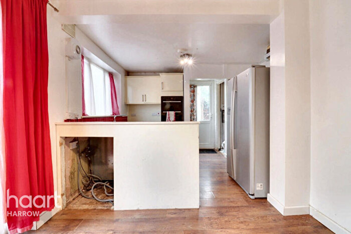 4 Bedroom Semi-Detached House For Sale In Breakspear Road, Ruislip, HA4