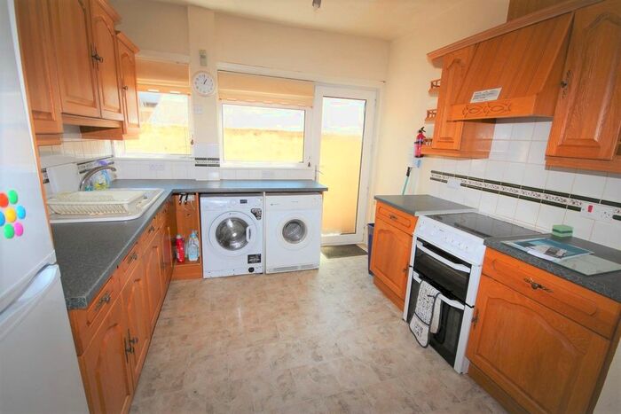 4 Bedroom Semi-Detached House To Rent In Malmesbury Park Road, Bournemouth, BH8