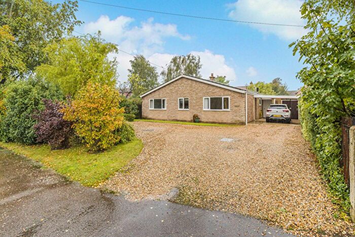 3 Bedroom Detached Bungalow For Sale In Finchs Field, Little Eversden, Cambridge, CB23