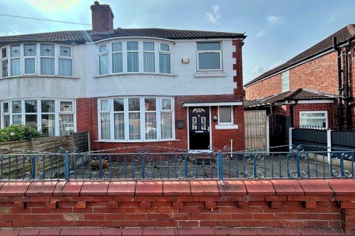 4 Bedroom Property To Rent In Victoria Road, Manchester, M14