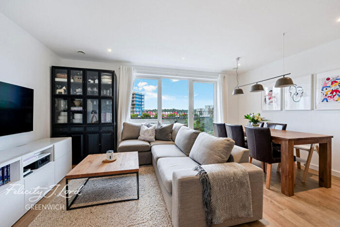 2 Bedroom Apartment For Sale In Cofferdam Way, London, SE8