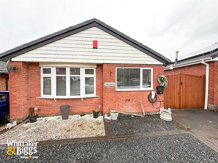 3 Bedroom Detached Bungalow For Sale In Lynmouth Grove, Stoke-On-Trent, ST6