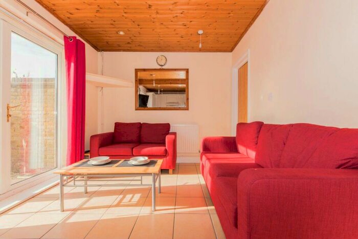 5 Bedroom House To Rent In Shipman Avenue, Canterbury, CT2