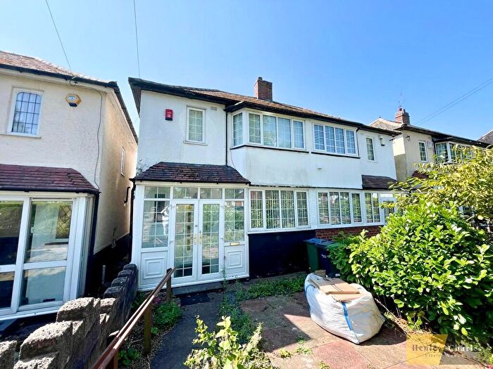 2 Bedroom Semi Detached House To Rent In Slaithwaite Road, West Bromwich, B71