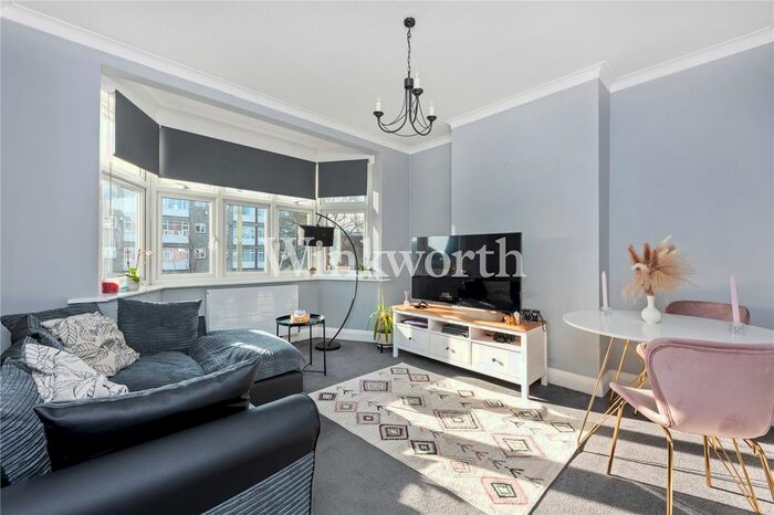 2 Bedroom Flat To Rent In Sherwood Hall, East End Road, London, N2