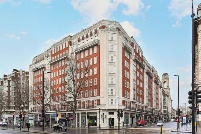 4 Bedroom Flat To Rent In Marylebone Road, London, NW1