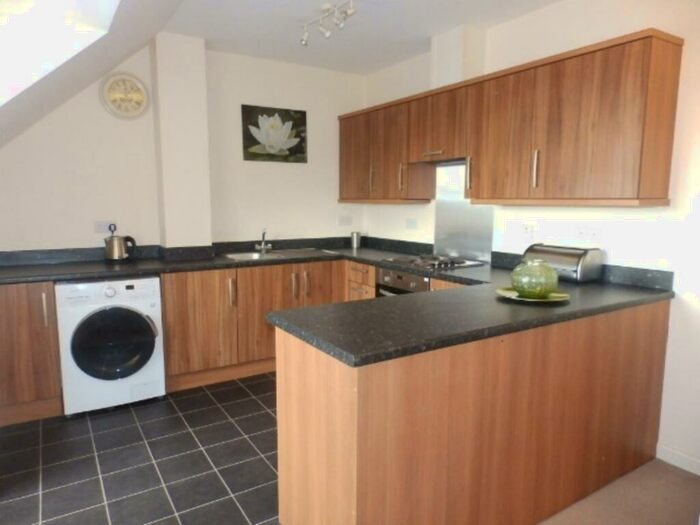 1 Bedroom Flat To Rent In Boulevard Rise, Leeds, West Yorkshire, LS10