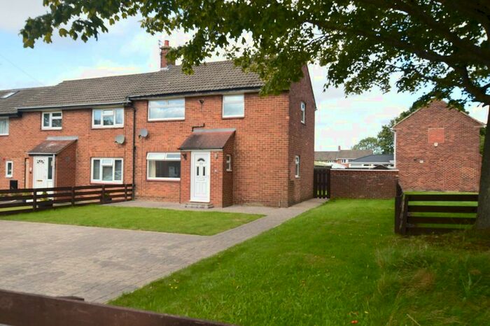 2 Bedroom Property To Rent In Bek Road, Newton Hall, Durham, DH1