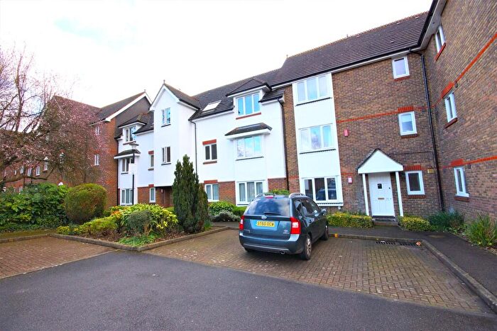 1 Bedroom Apartment To Rent In Granville Place, Elm Park Road, HA5