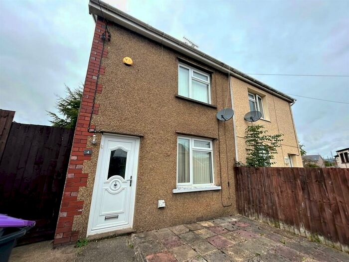 2 Bedroom Semi-Detached House To Rent In Prince Street, Pontypool, NP4