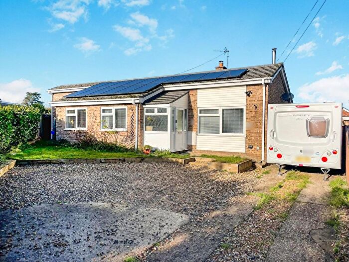 4 Bedroom Detached Bungalow For Sale In Shadwell Close, Weeting, IP27