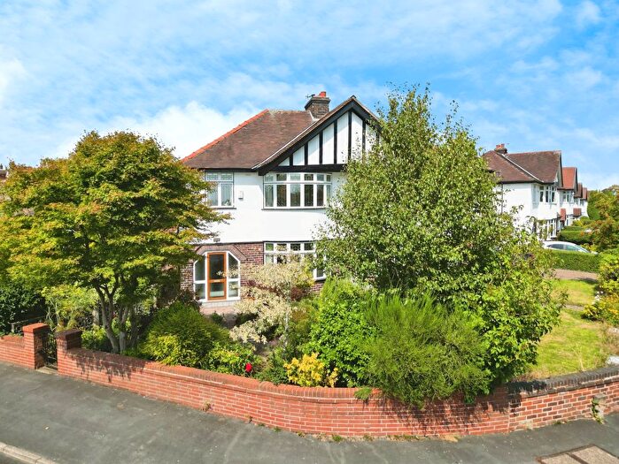 3 Bedroom Semi-Detached House For Sale In Stuart Road, Windle, St Helens, WA10