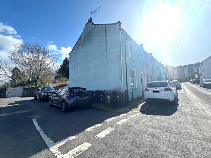 3 Bedroom House To Rent In Clyde Terrace, Knowle, Bristol, BS4