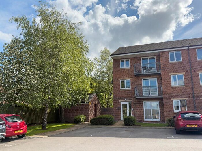 2 Bedroom Apartment To Rent In Woodeson Lea, Leeds, LS13