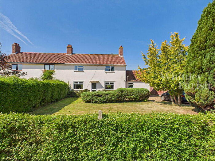 3 Bedroom Semi-Detached House For Sale In Swan Lane, Long Stratton, NR15