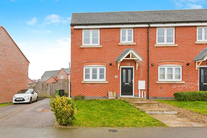 3 Bedroom Town House For Sale In Buxton Crescent, Broughton Astley, Leicester, LE9