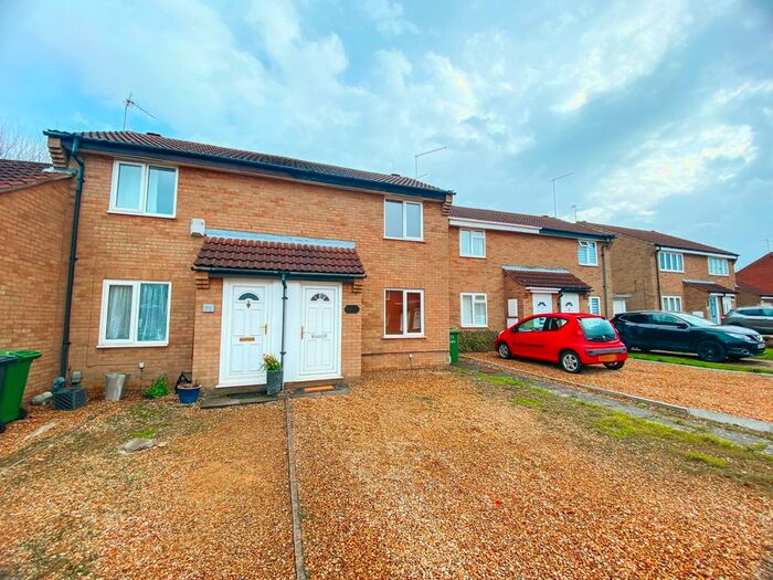1 Bedroom Semi-Detached House To Rent In Squires Gate, Peterborough, PE4