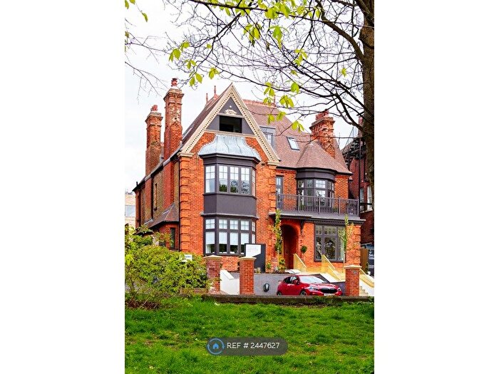 2 Bedroom Flat To Rent In Preston Park Avenue, Brighton, BN1