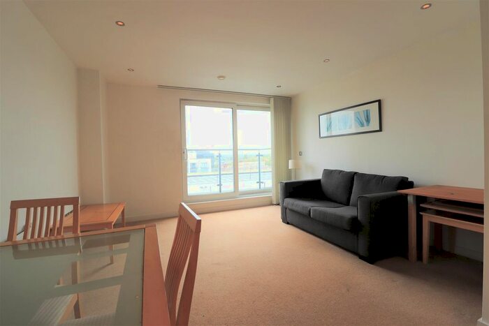 1 Bedroom Flat To Rent In Armstrong House, Uxbridge, UB8