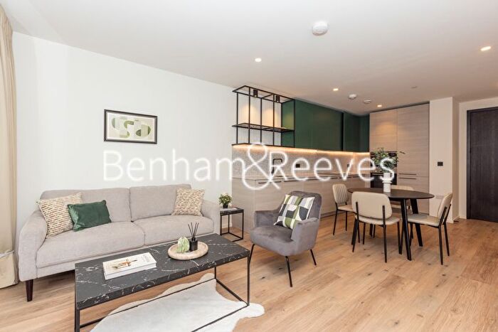 1 Bedroom Flat To Rent In Hemlock Street, Poplar, E14
