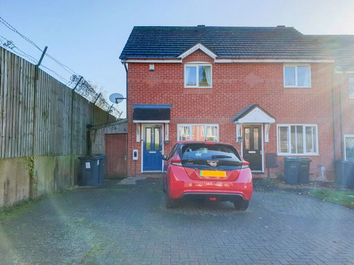 2 Bedroom End Of Terrace House To Rent In Mercia Drive, Birmingham, B14