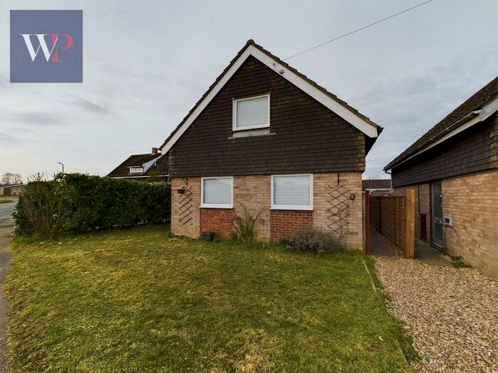 3 Bedroom Detached House To Rent In St Marys Road, Long Stratton, NR15