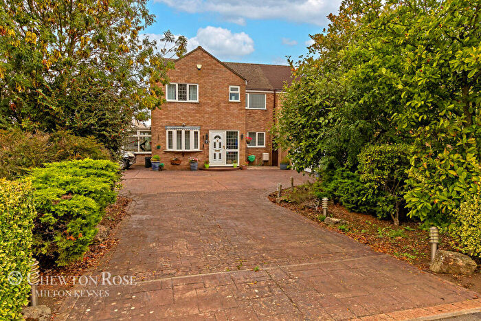 5 Bedroom Detached House For Sale In Castlethorpe Road, Hanslope, MK19