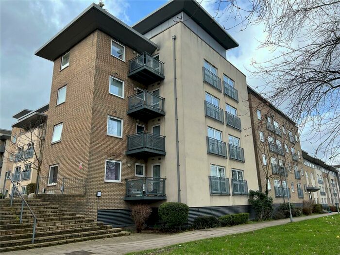 2 Bedroom Apartment To Rent In Alder Court, Cline Road, London, N11