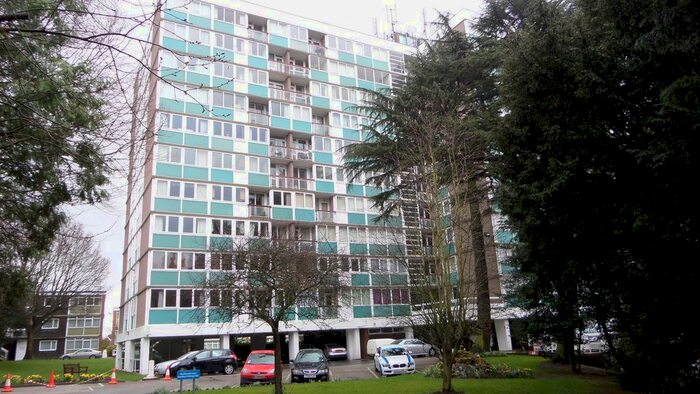 2 Bedroom Flat To Rent In Kenilworth Court, Coventry, CV3