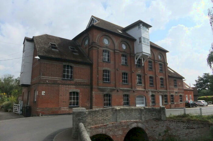 2 Bedroom Flat To Rent In Hawks Mill, Needham Market, IP6