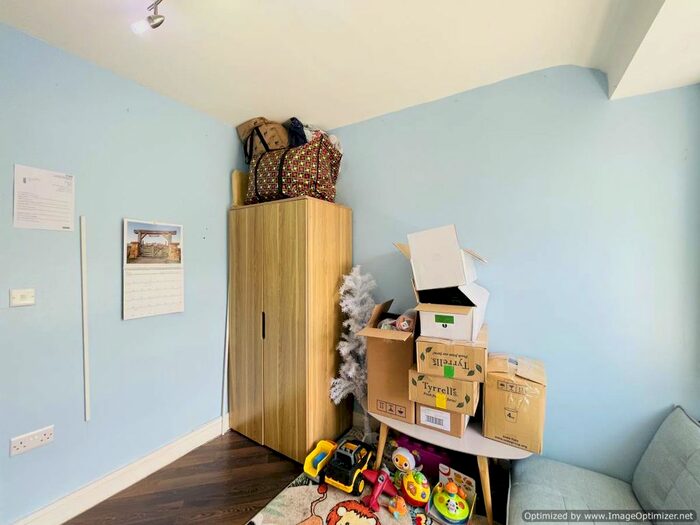 2 Bedroom Terraced House To Rent In Cuckoo Dene, London, United Kingdom, W7