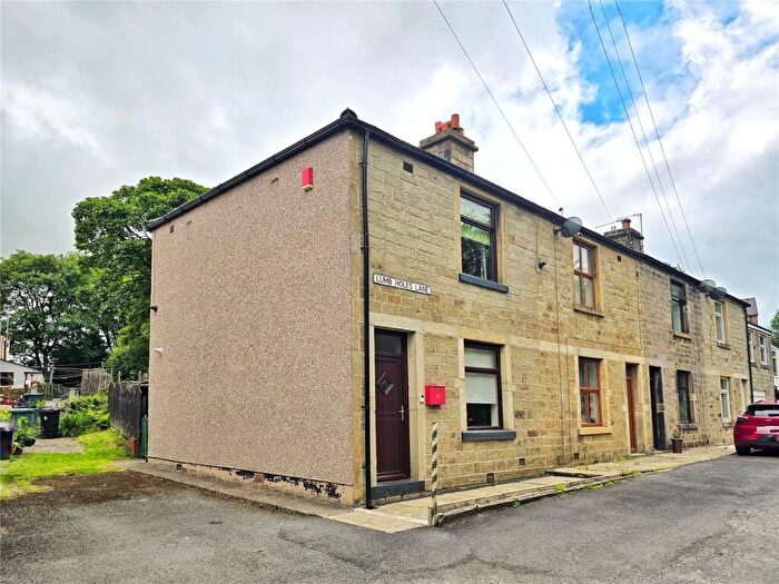 2 Bedroom End Of Terrace House For Sale In Lumb Holes Lane, Cowpe, Rossendale, BB4