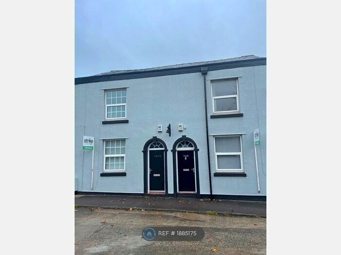 3 Bedroom Semi-Detached House To Rent In Stockport Road, Romiley, Stockport, SK6