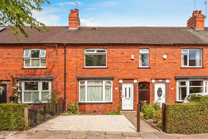 3 Bedroom Terraced House For Sale In Beechwood Avenue, Wakefield, WF2