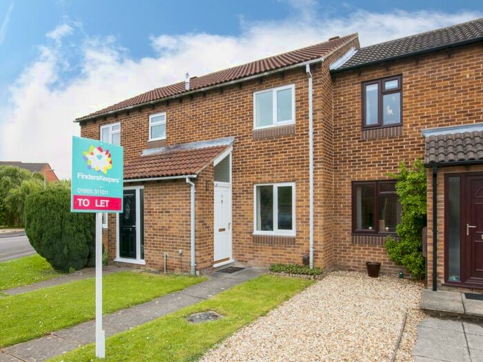 2 Bedroom Terraced House To Rent In Flatford Place, Kidlington, OX5