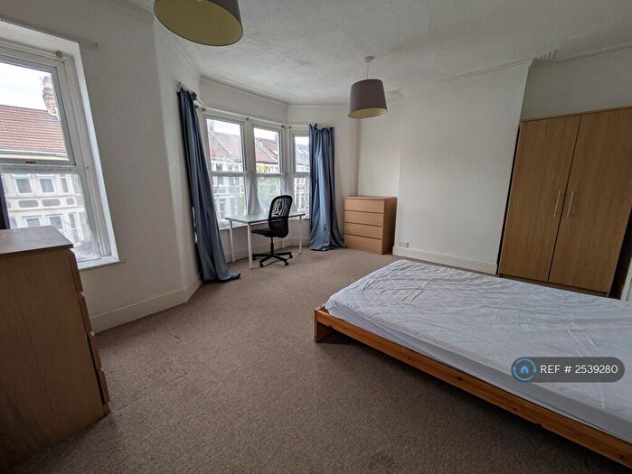 5 Bedroom Terraced House To Rent In Brynland Avenue, Bristol, BS7