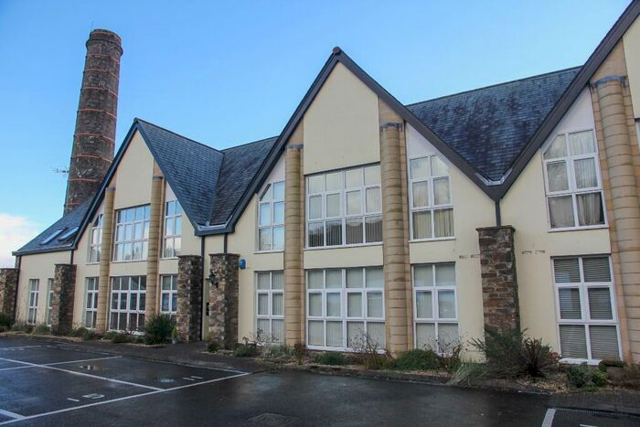2 Bedroom Flat To Rent In Pochin House, Pochin Drive, St. Austell, PL25