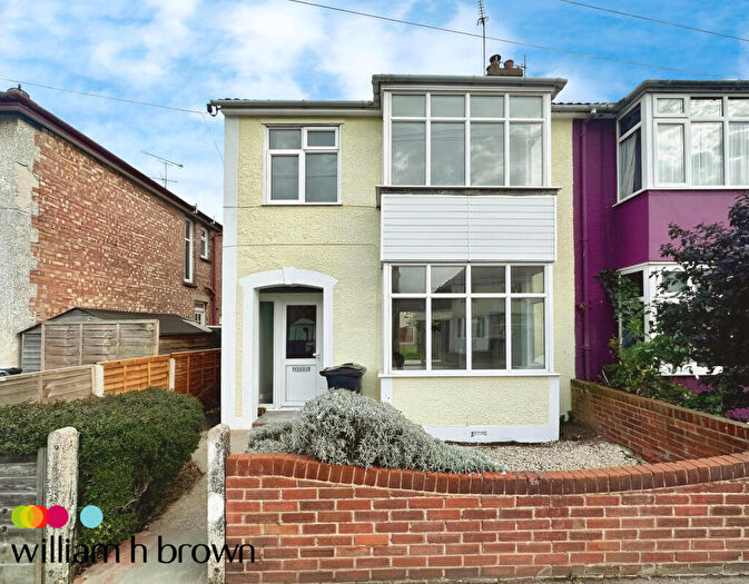 3 Bedroom House To Rent In Carrs Road, Clacton-On-Sea, CO15