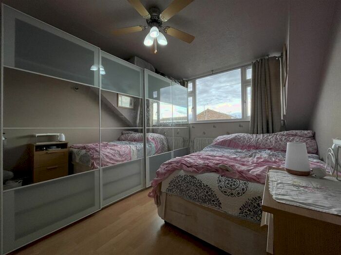 3 Bedroom Terraced House For Sale In Roman, East Tilbury, Tilbury, RM18