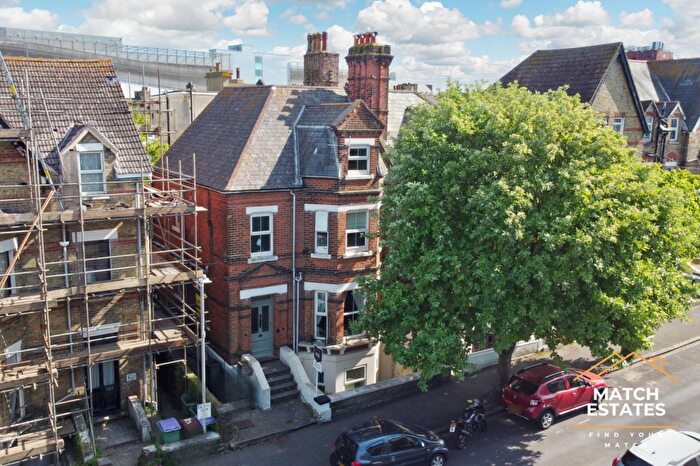 4 Bedroom Maisonette To Rent In Connaught Road, Folkestone, Kent, CT20