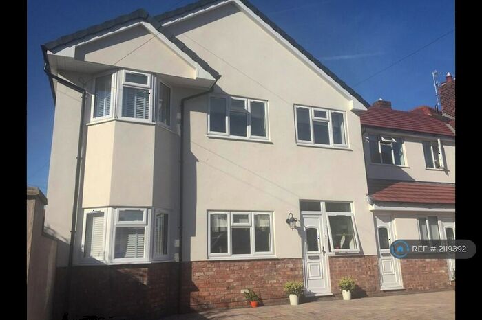 2 Bedroom Flat To Rent In B Church Road, West Kirby, Wirral, CH48