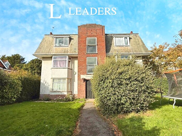 Flat To Rent In Florence Road, Bournemouth, Dorset, BH5