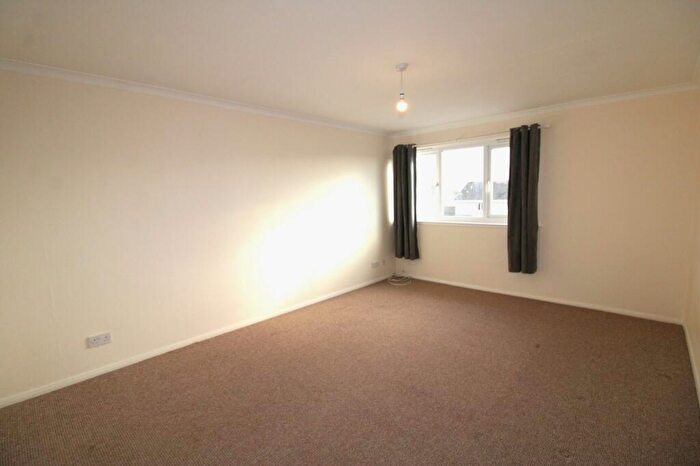 2 Bedroom Flat For Sale In Craigard Place, Kinmylies, Inverness., IV3