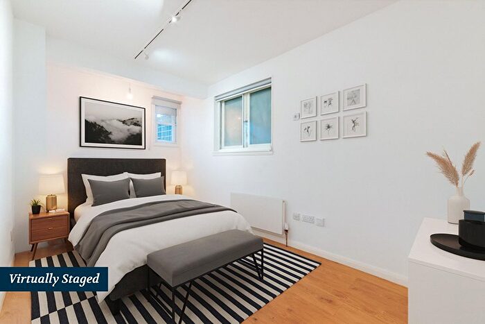 1 Bedroom Flat To Rent In Charlton Road, Greenwich, SE3